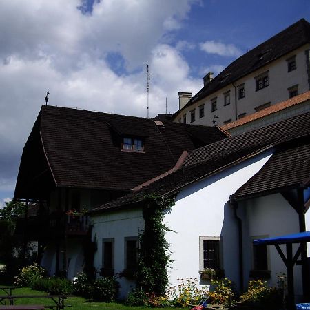 Penzion U Tkadlen Jindřichŭv Hradec Exterior foto