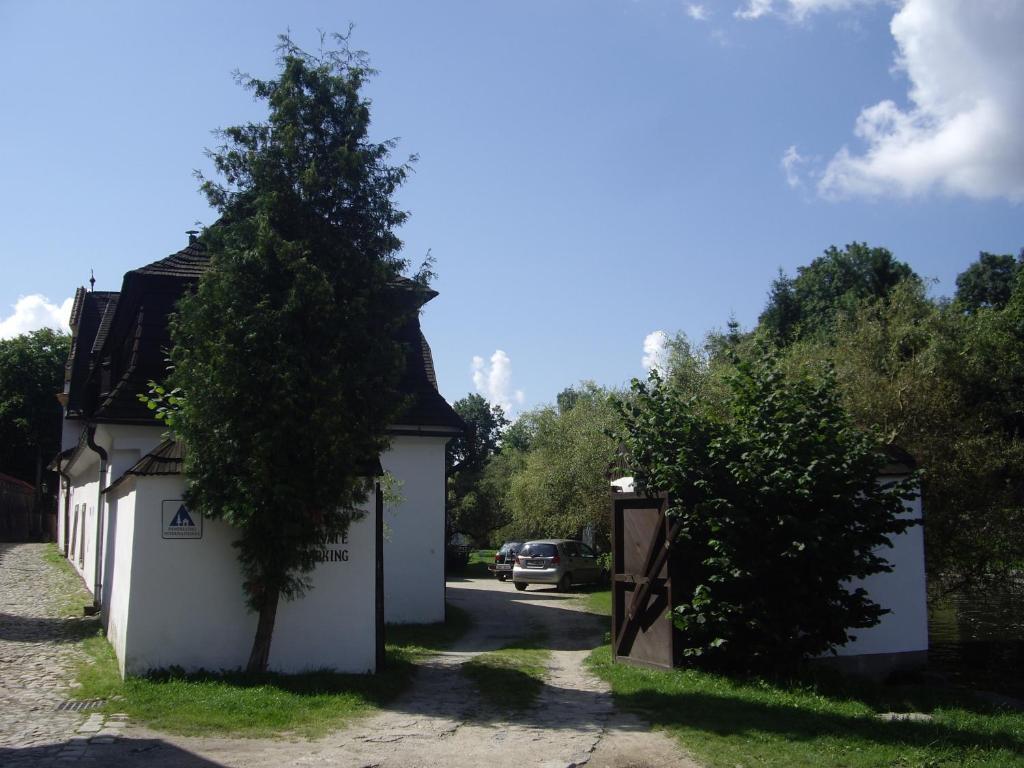 Penzion U Tkadlen Jindřichŭv Hradec Exterior foto